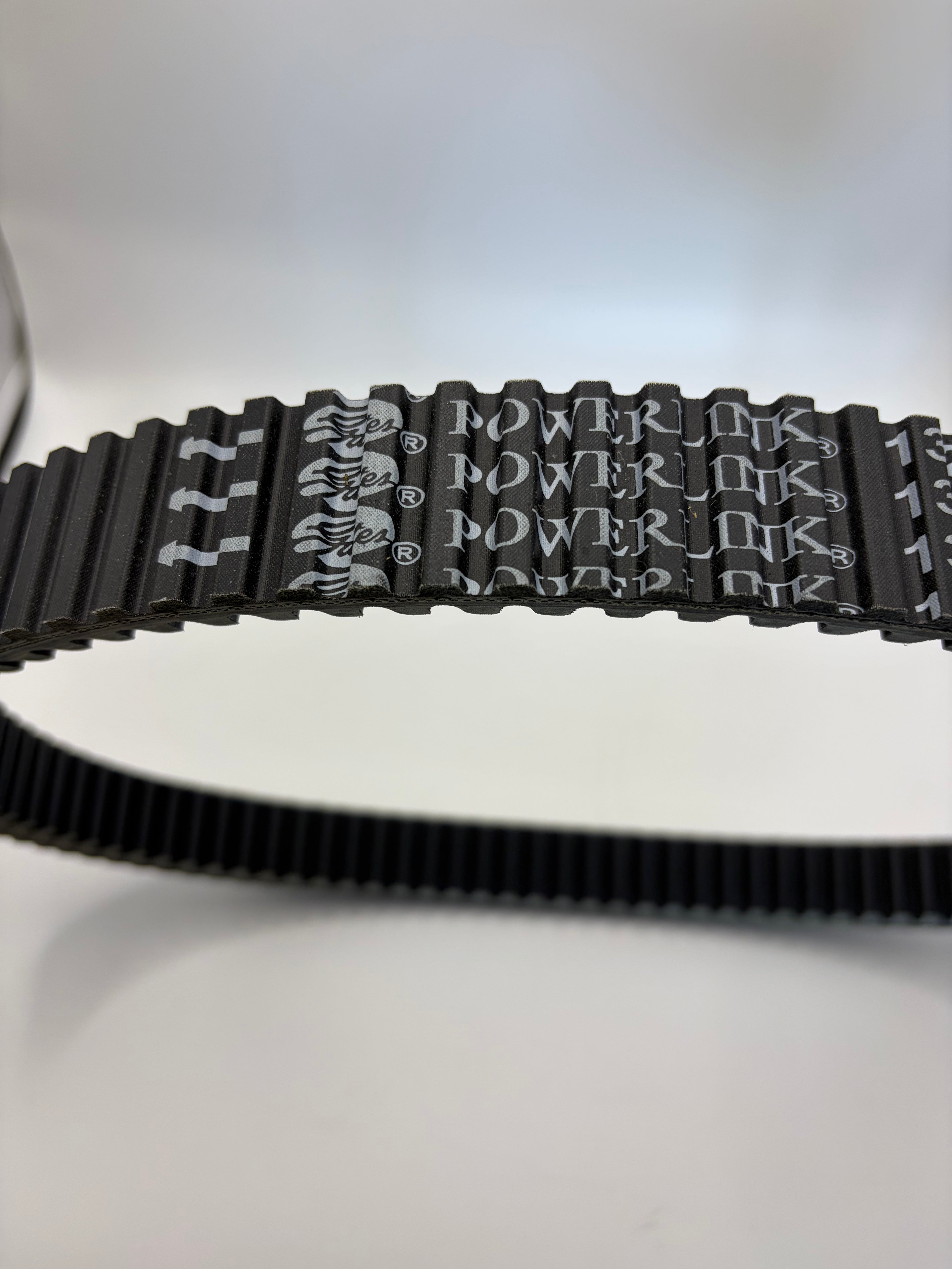 Gates 132CN4330 / 40G4340 Heavy-Duty CVT Belt 1100*35 | OEM E02E10001001G for Yamaha 700 Snowmobile & Segway 1000