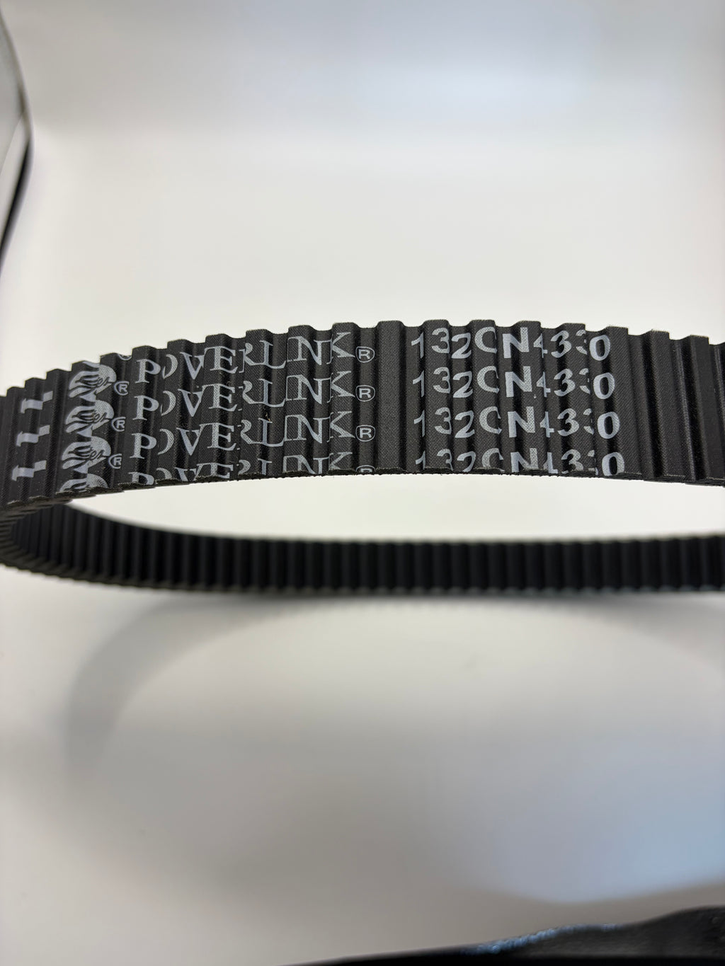 Gates 132CN4330 / 40G4340 Heavy-Duty CVT Belt 1100*35 | OEM E02E10001001G for Yamaha 700 Snowmobile & Segway 1000